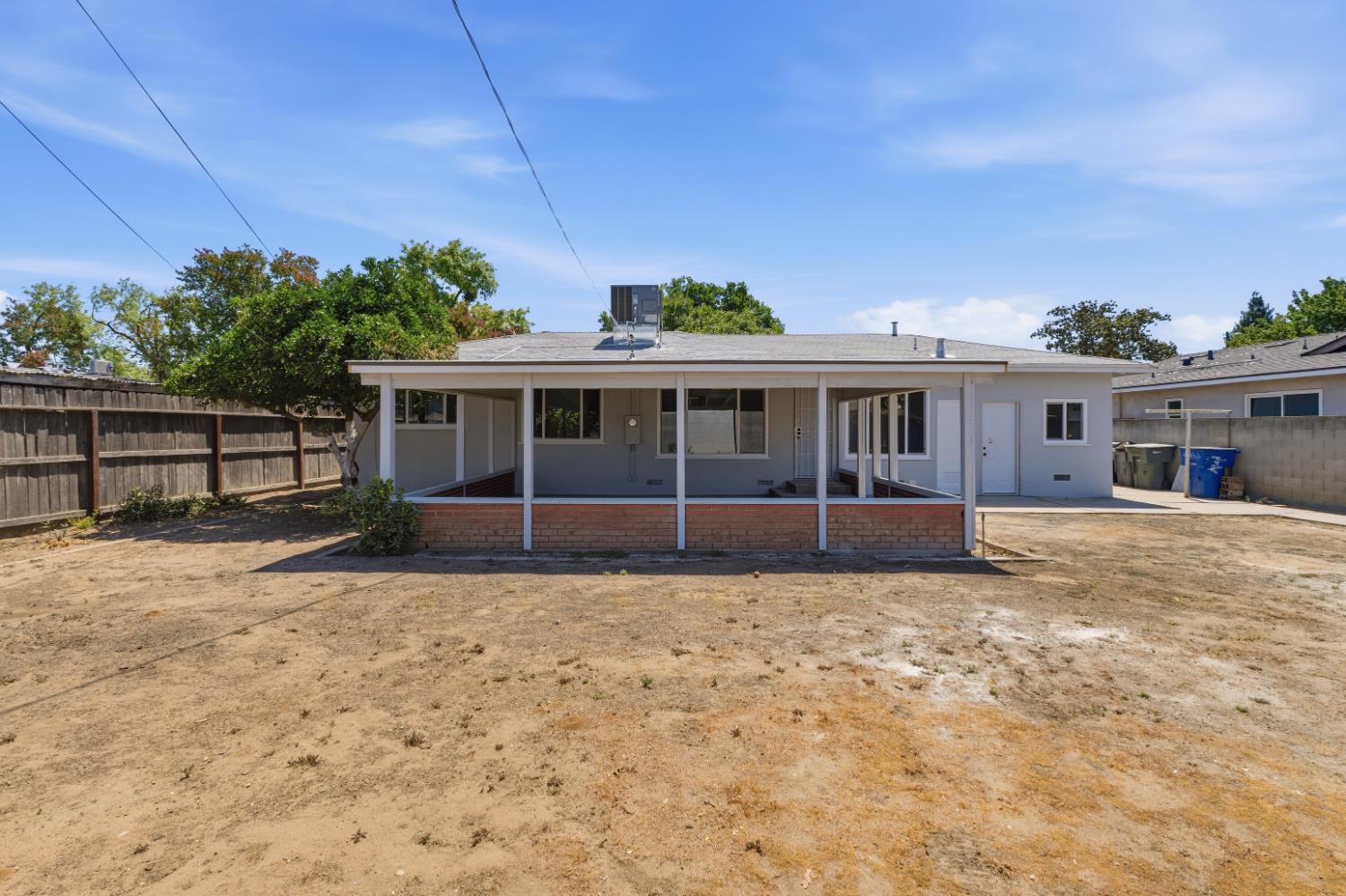 3631 N Effie St, Fresno, CA 93726