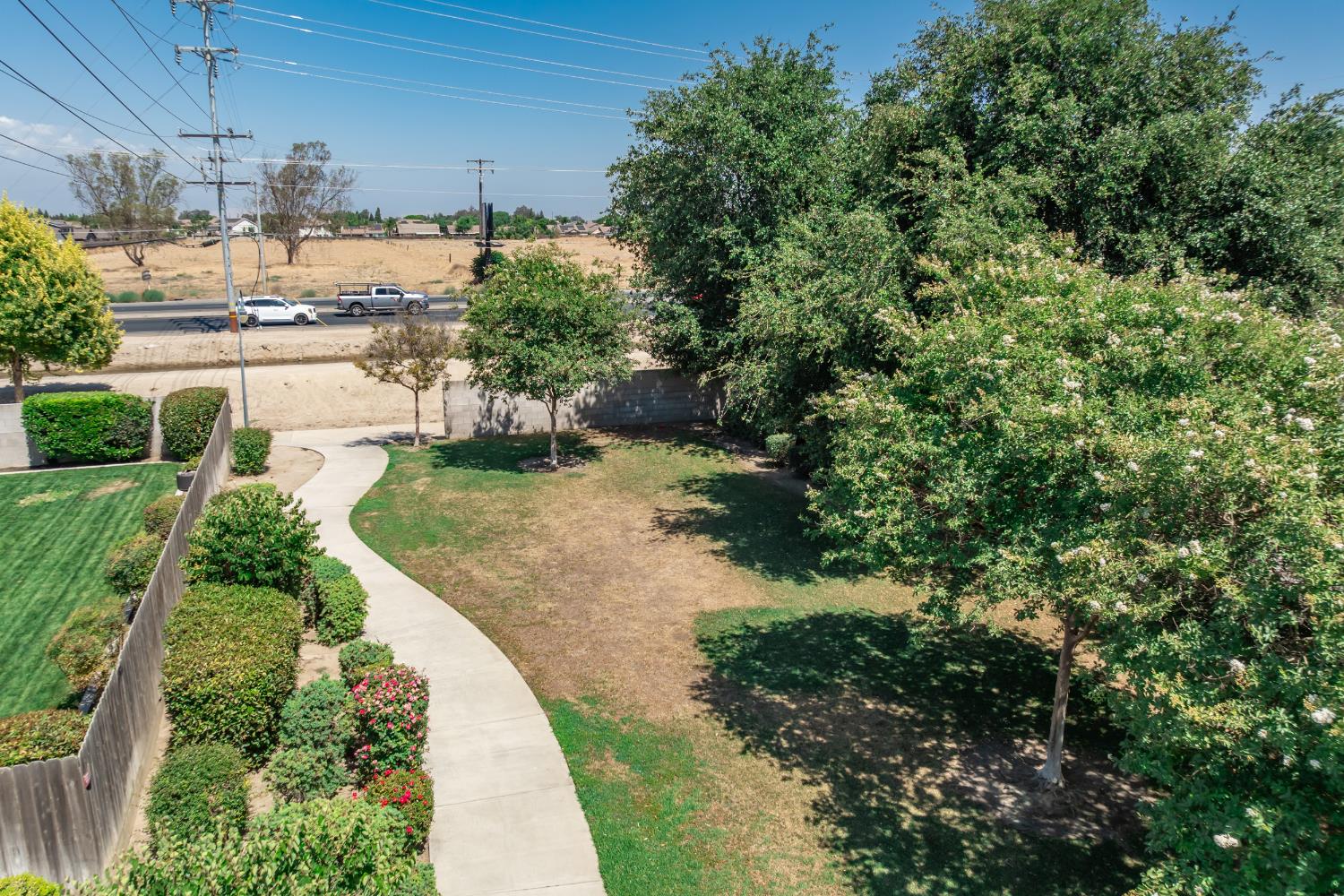 1980 Academy Ave, Tulare, CA 93274