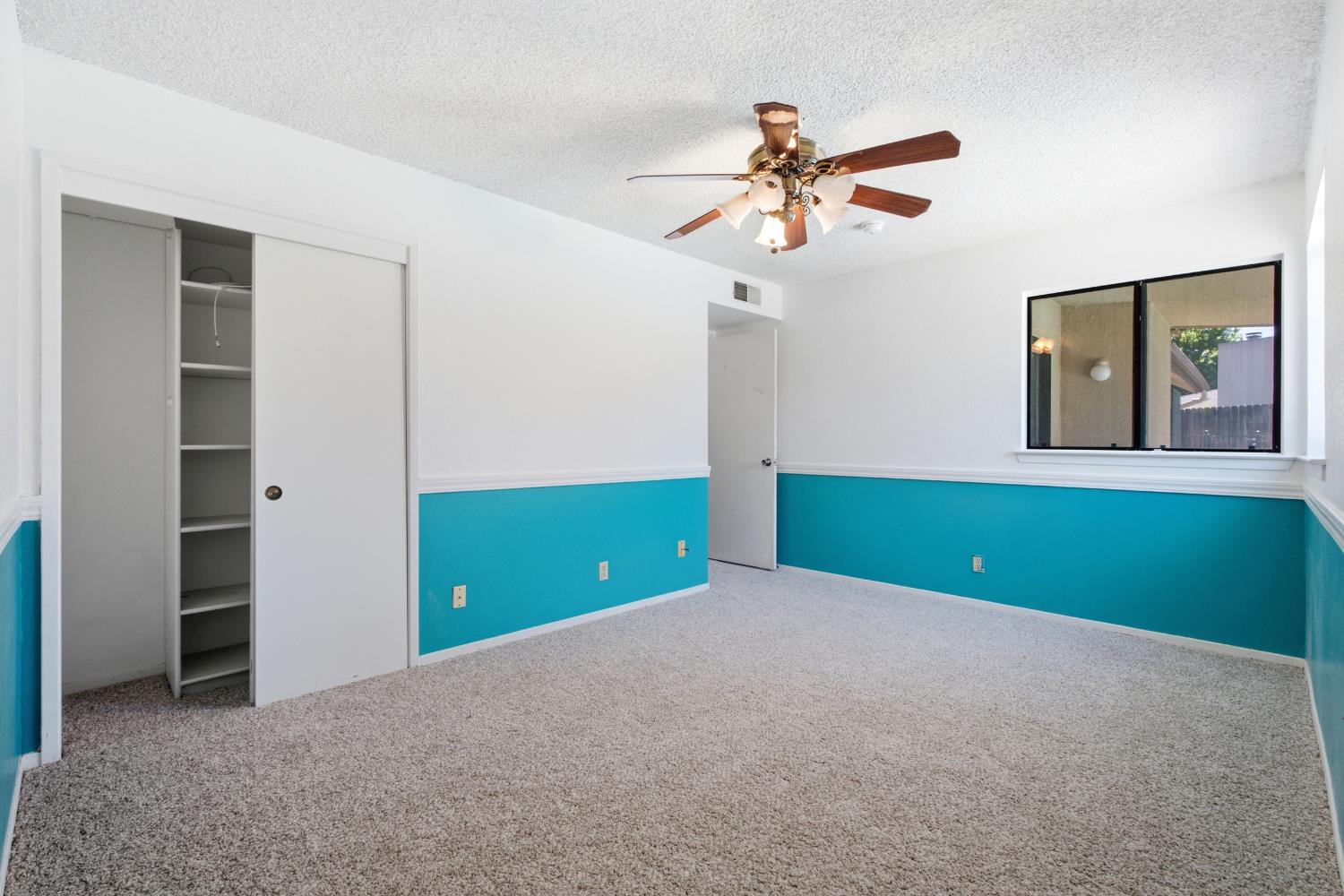 1335 Ramona Ave, Clovis, CA 93612