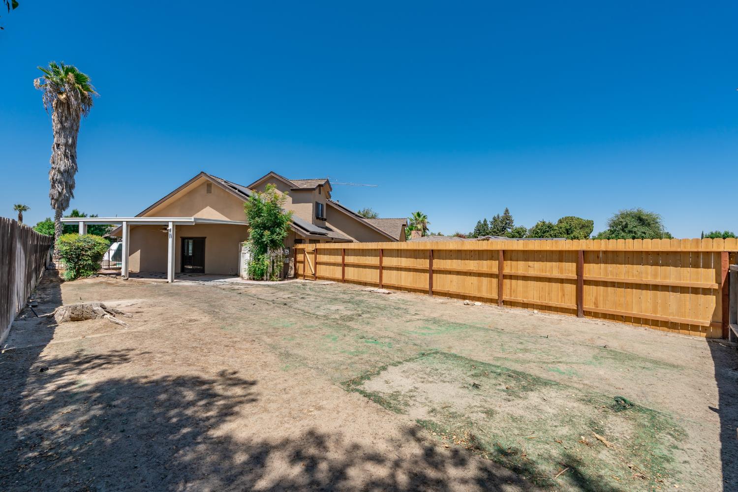 1335 Ramona Ave, Clovis, CA 93612