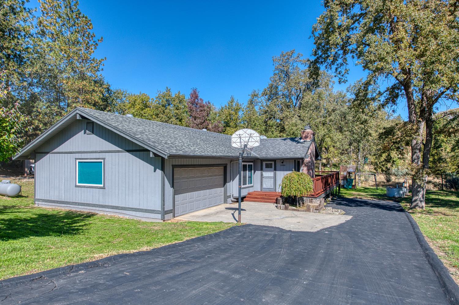 33988 Shaver Springs Rd, Auberry, CA 93602