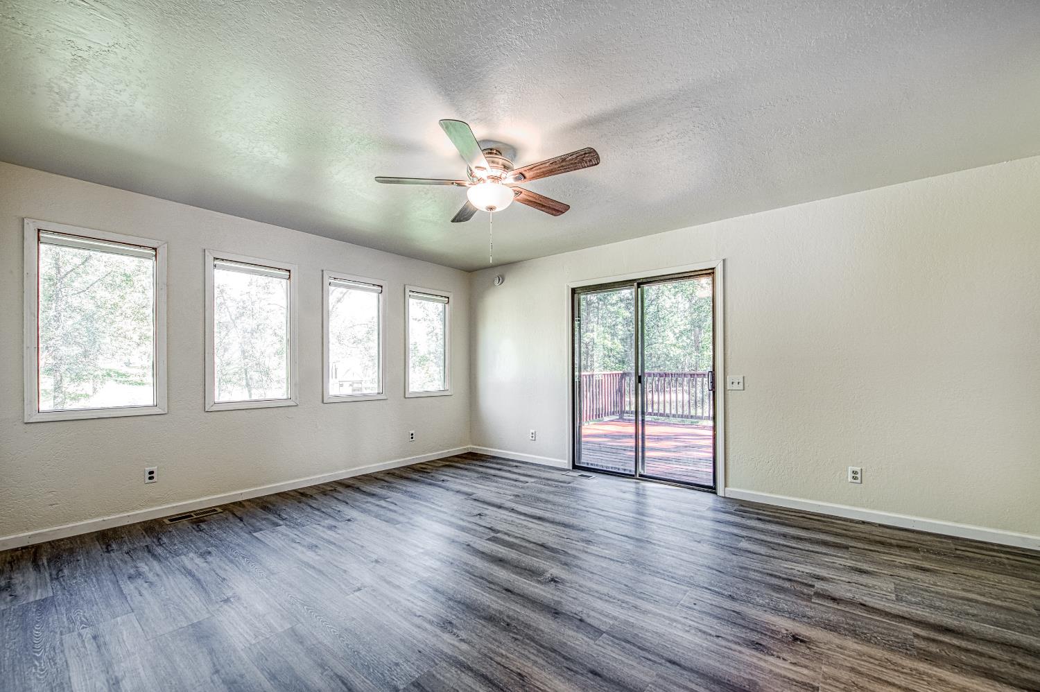 33988 Shaver Springs Rd, Auberry, CA 93602