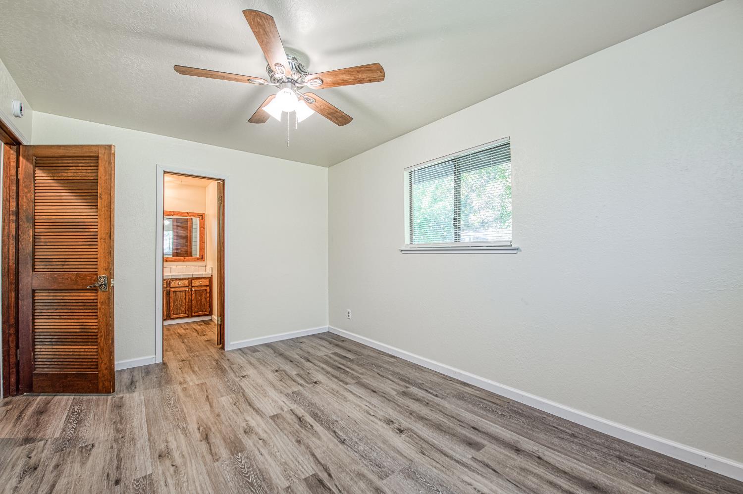 33988 Shaver Springs Rd, Auberry, CA 93602