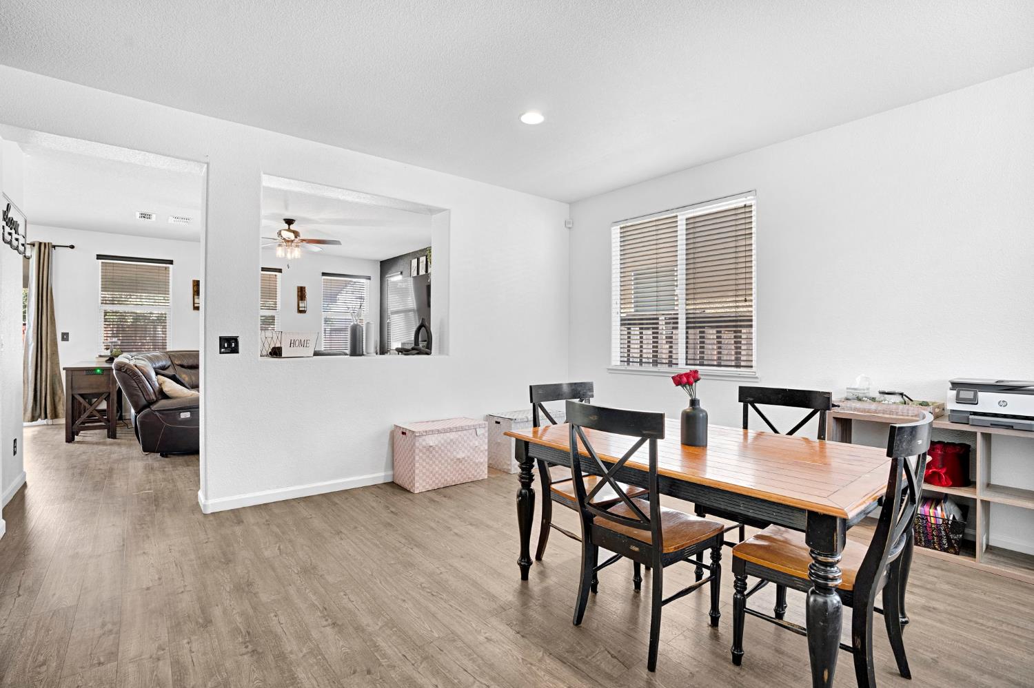 967 Papaya St, Madera, CA 93638