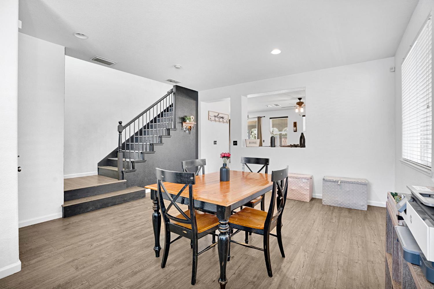 967 Papaya St, Madera, CA 93638