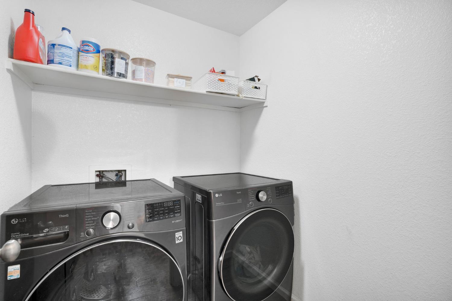 967 Papaya St, Madera, CA 93638