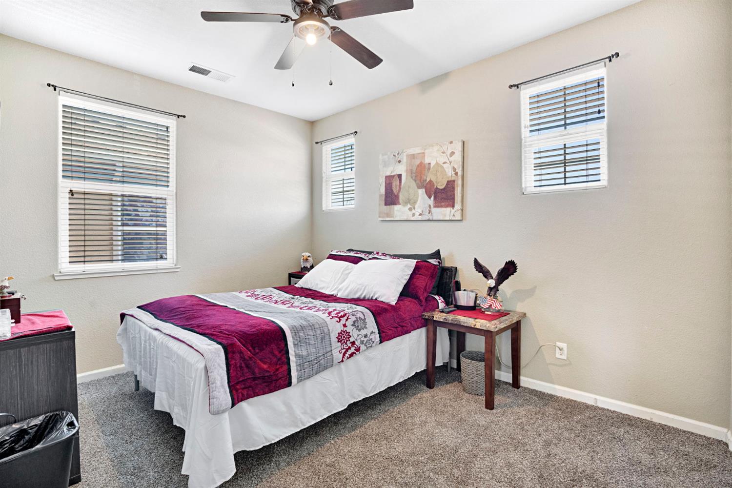 967 Papaya St, Madera, CA 93638