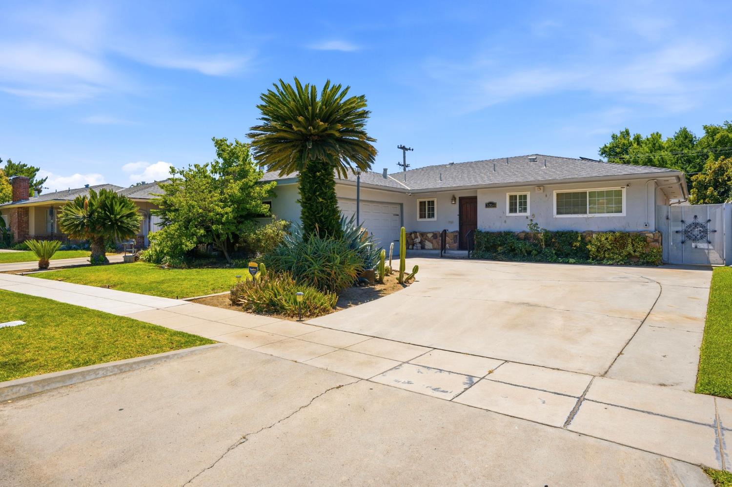 3356 E Pontiac Way, Fresno, CA 93726