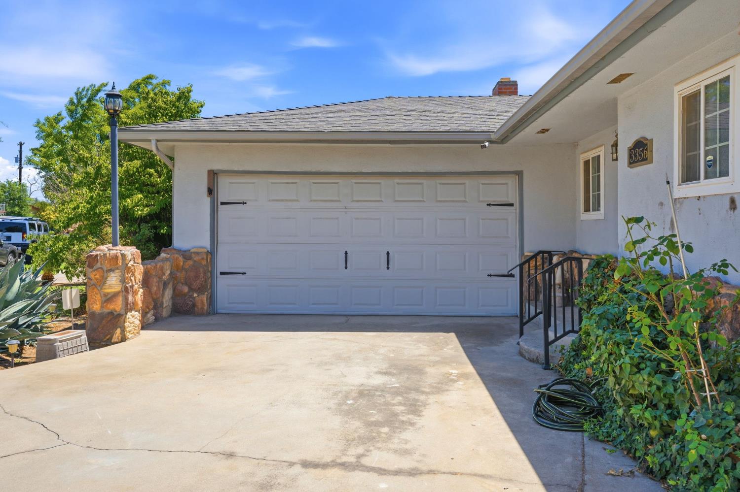 3356 E Pontiac Way, Fresno, CA 93726