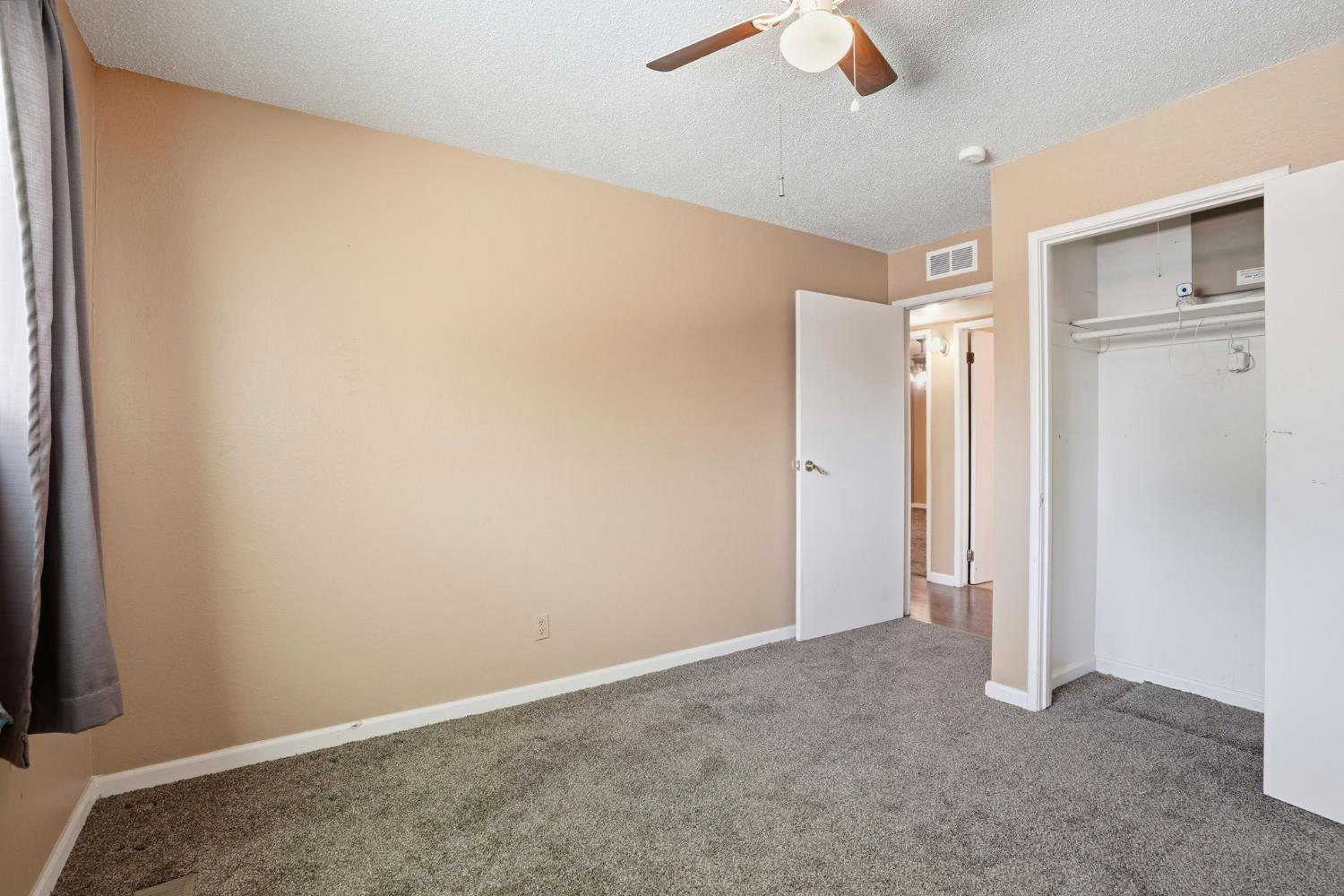 3356 E Pontiac Way, Fresno, CA 93726