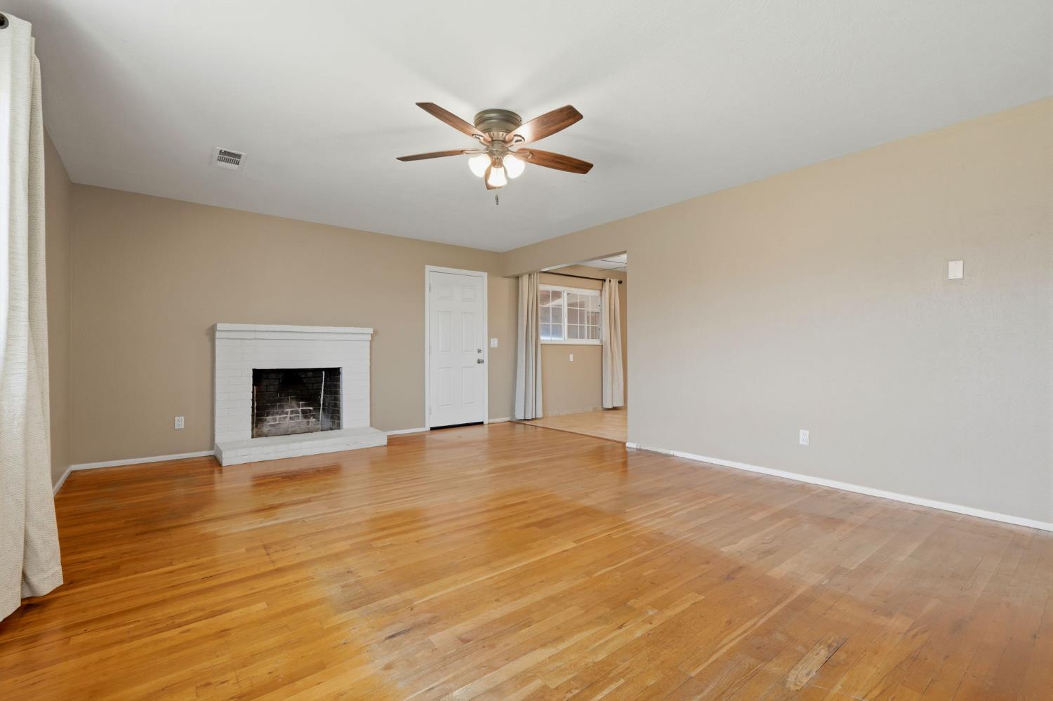 313 N 2Nd St, Fowler, CA 93625