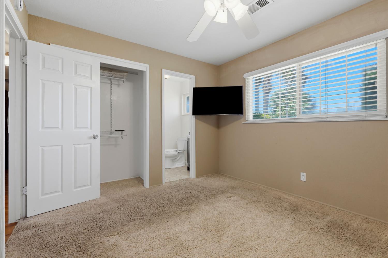 313 N 2Nd St, Fowler, CA 93625