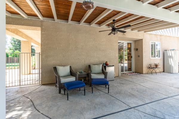 1697 N Jasmine Ave, Clovis, CA 93619