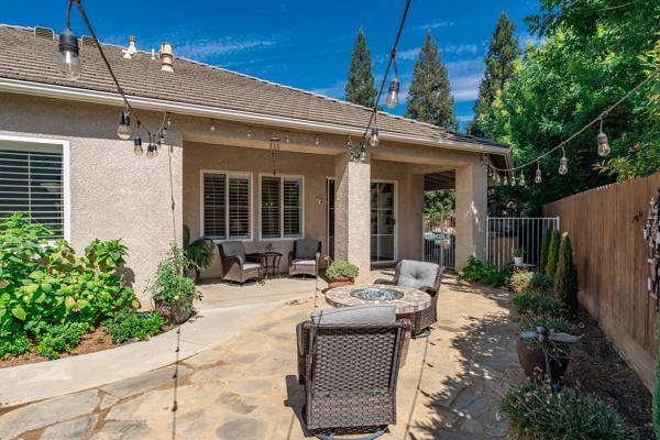 1697 N Jasmine Ave, Clovis, CA 93619