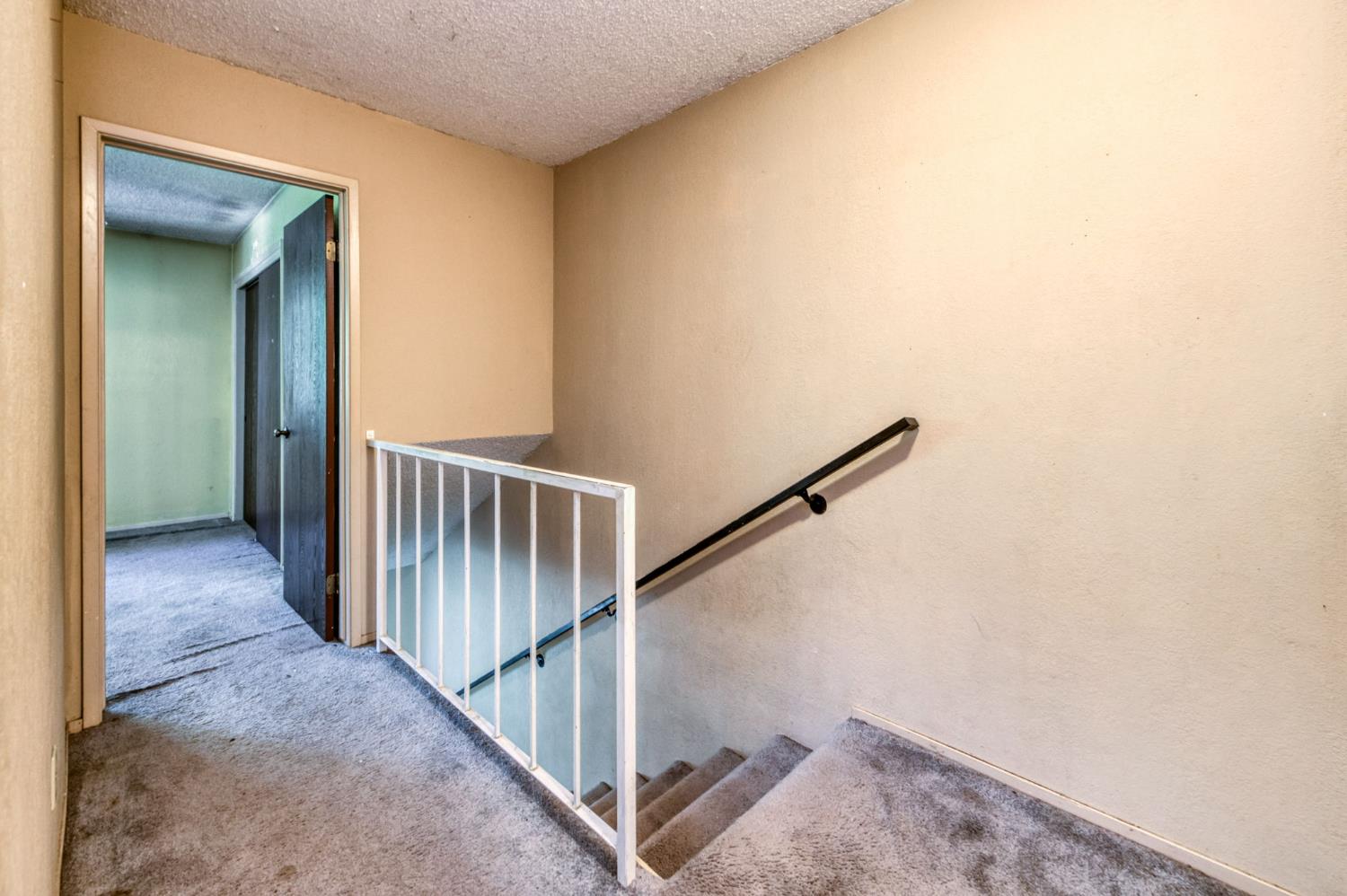 4757 N Woodrow Ave #143, Fresno, CA 93726
