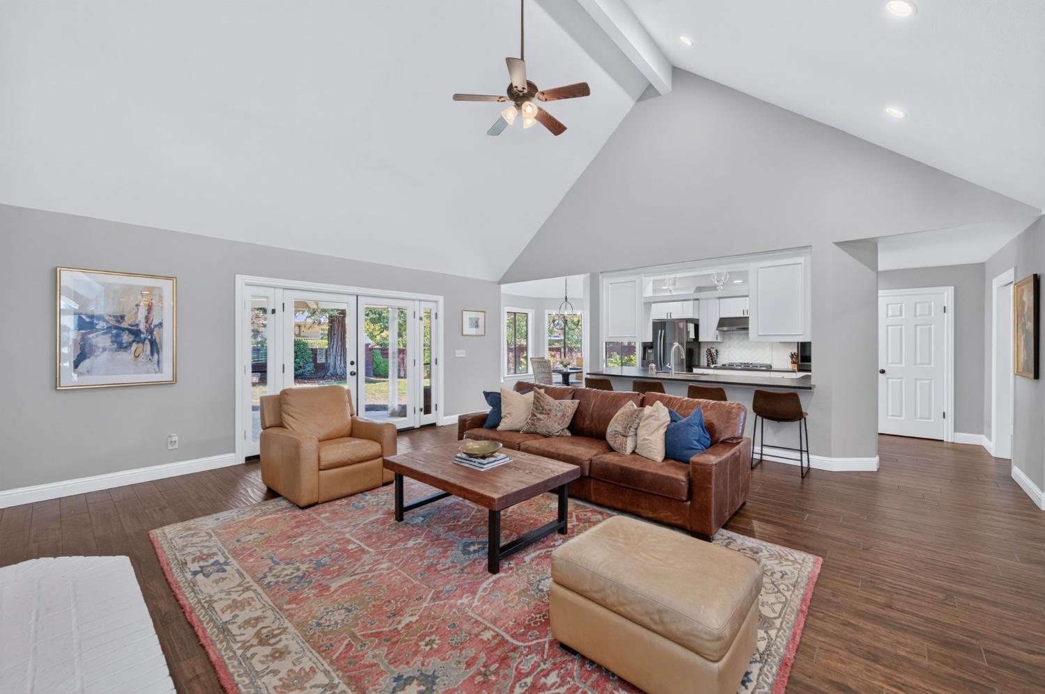 2555 W Bluff Ave #101, Fresno, CA 93711
