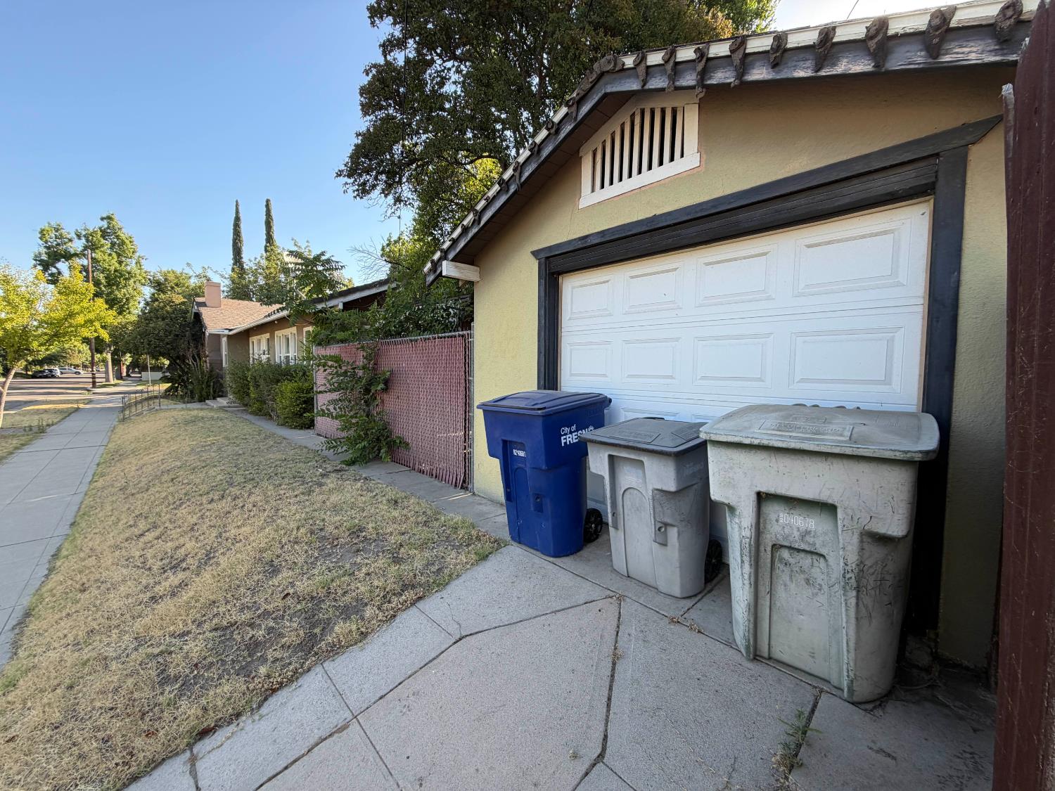 506 E Vassar Ave, Fresno, CA 93704