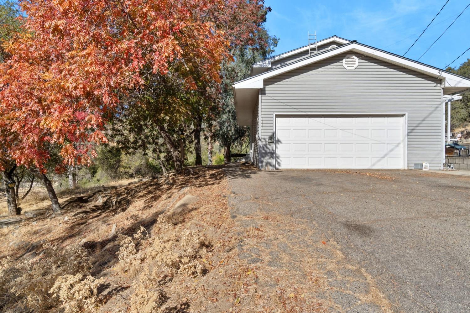 43299 Ranger Circle Dr, Coarsegold, CA 93614