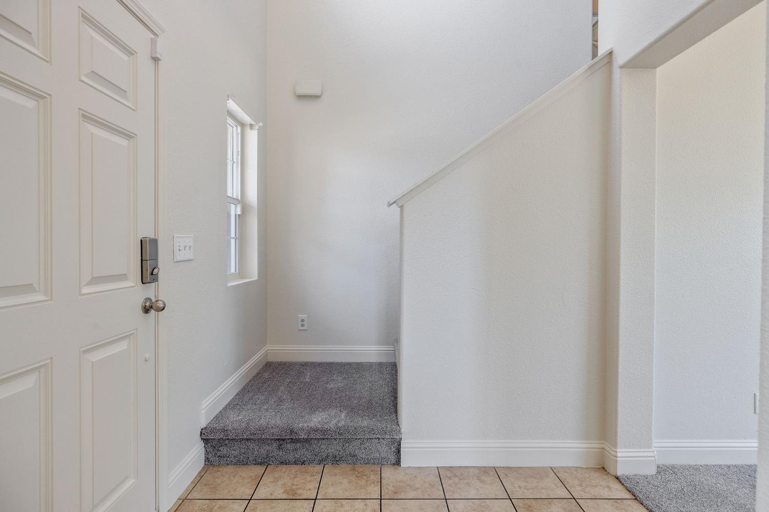 2964 Hannah Ave, Sanger, CA 93657