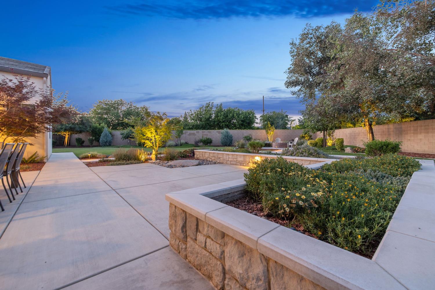 3500 W Lark Ave, Visalia, CA 93291