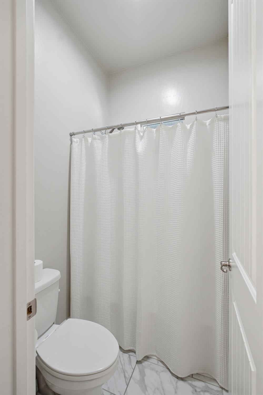 3612 Gold King Place Cir, Dinuba, CA 93618