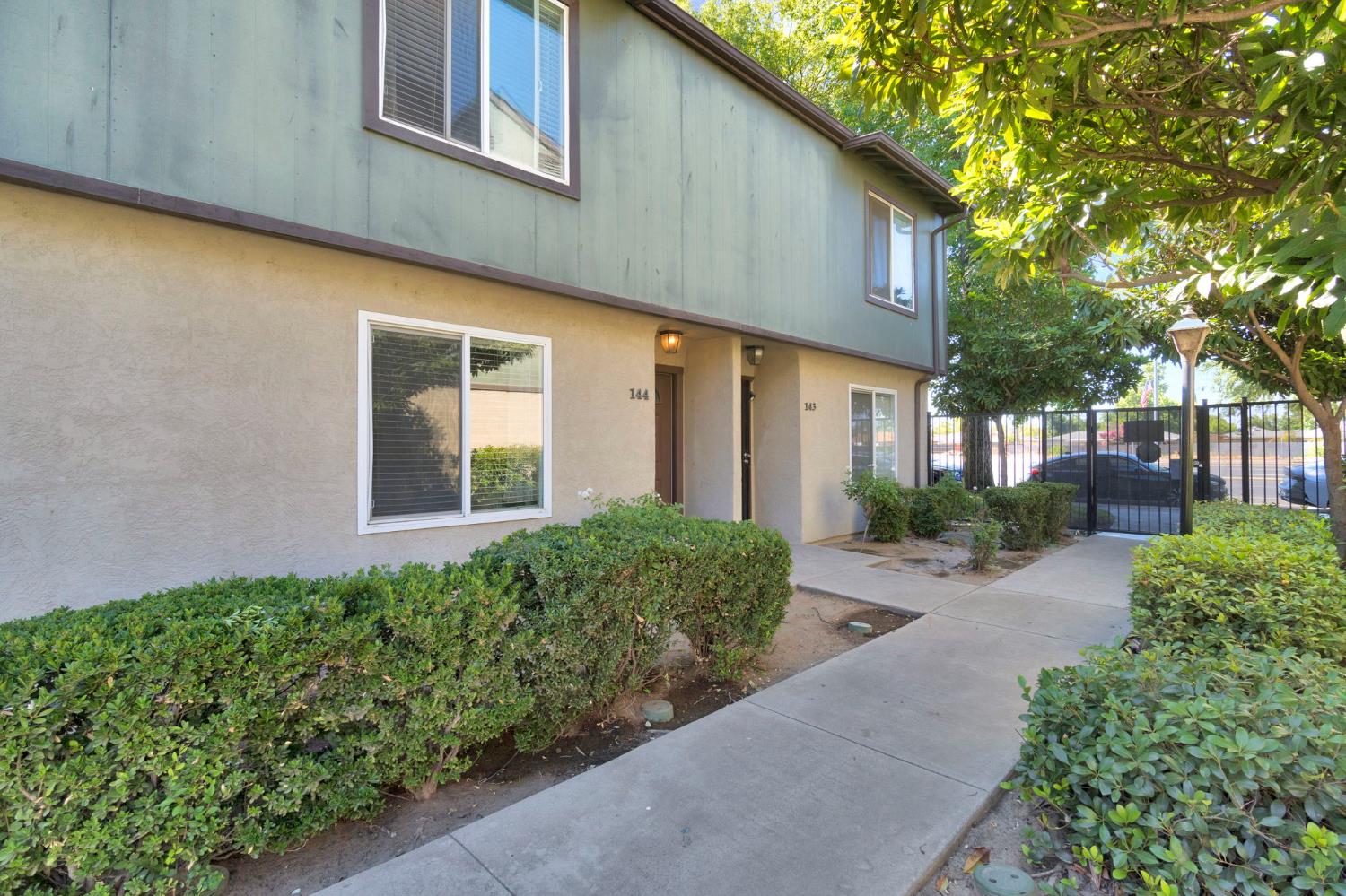 4875 E Mckinley Ave #144, Fresno, CA 93703