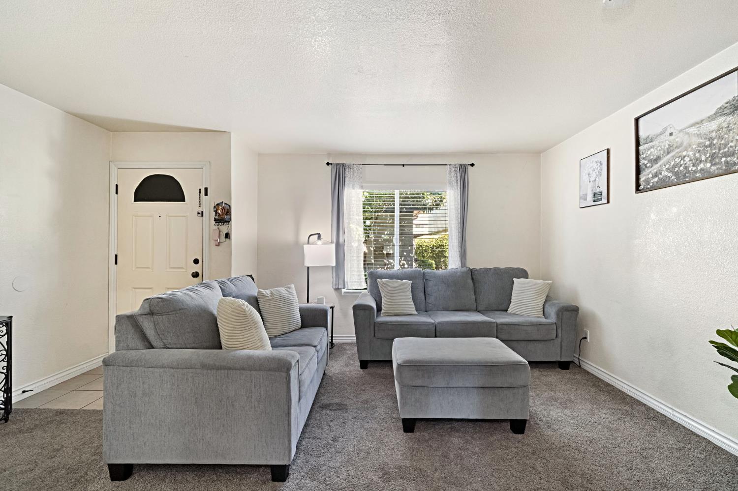 4875 E Mckinley Ave #144, Fresno, CA 93703