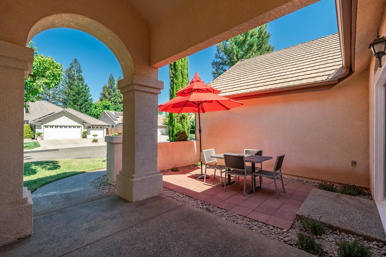6542 N Rafael Ave, Fresno, CA 93711
