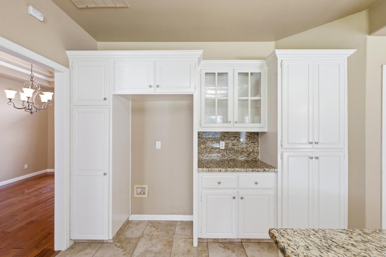 6542 N Rafael Ave, Fresno, CA 93711
