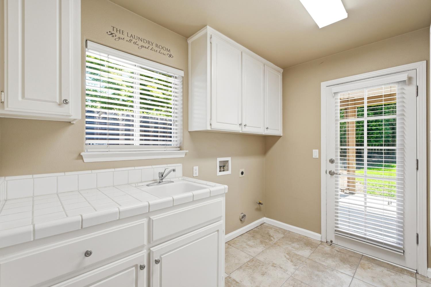 6542 N Rafael Ave, Fresno, CA 93711