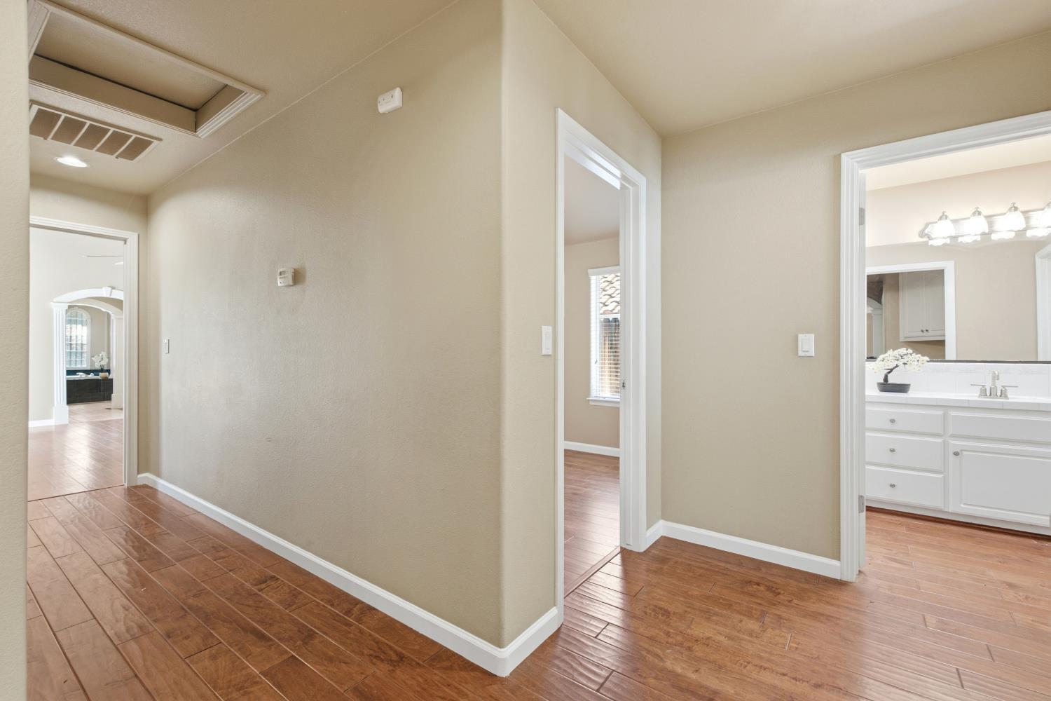 6542 N Rafael Ave, Fresno, CA 93711