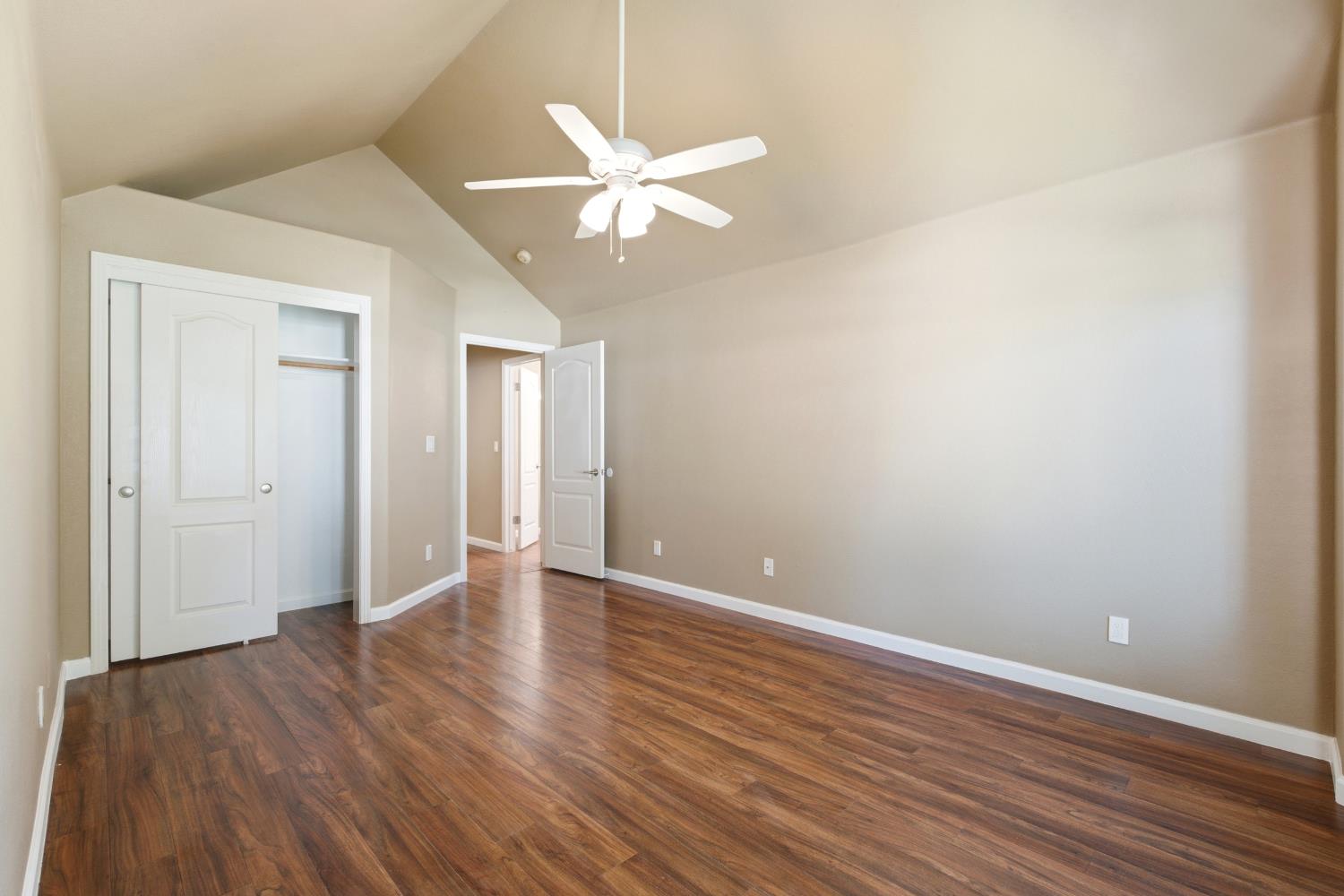 6542 N Rafael Ave, Fresno, CA 93711