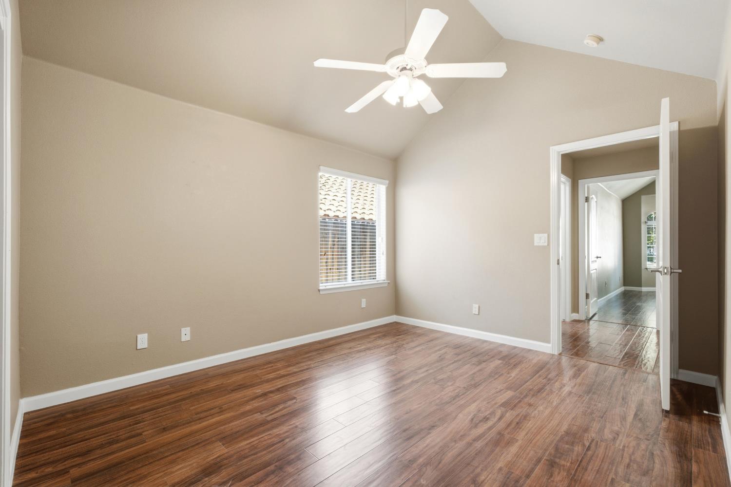 6542 N Rafael Ave, Fresno, CA 93711