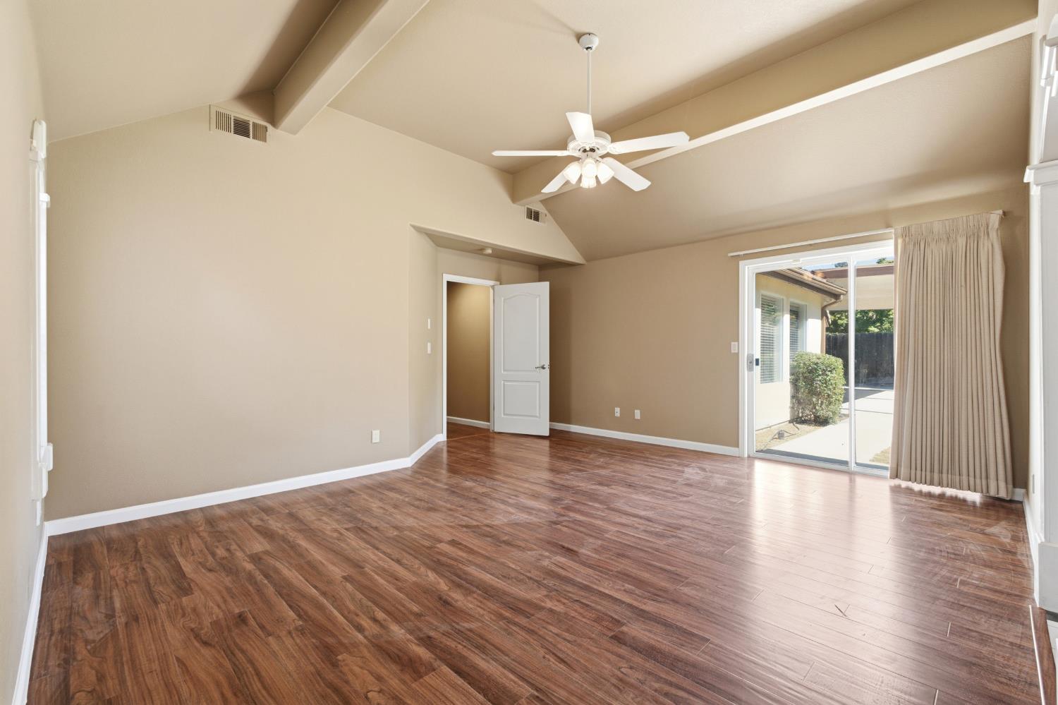 6542 N Rafael Ave, Fresno, CA 93711