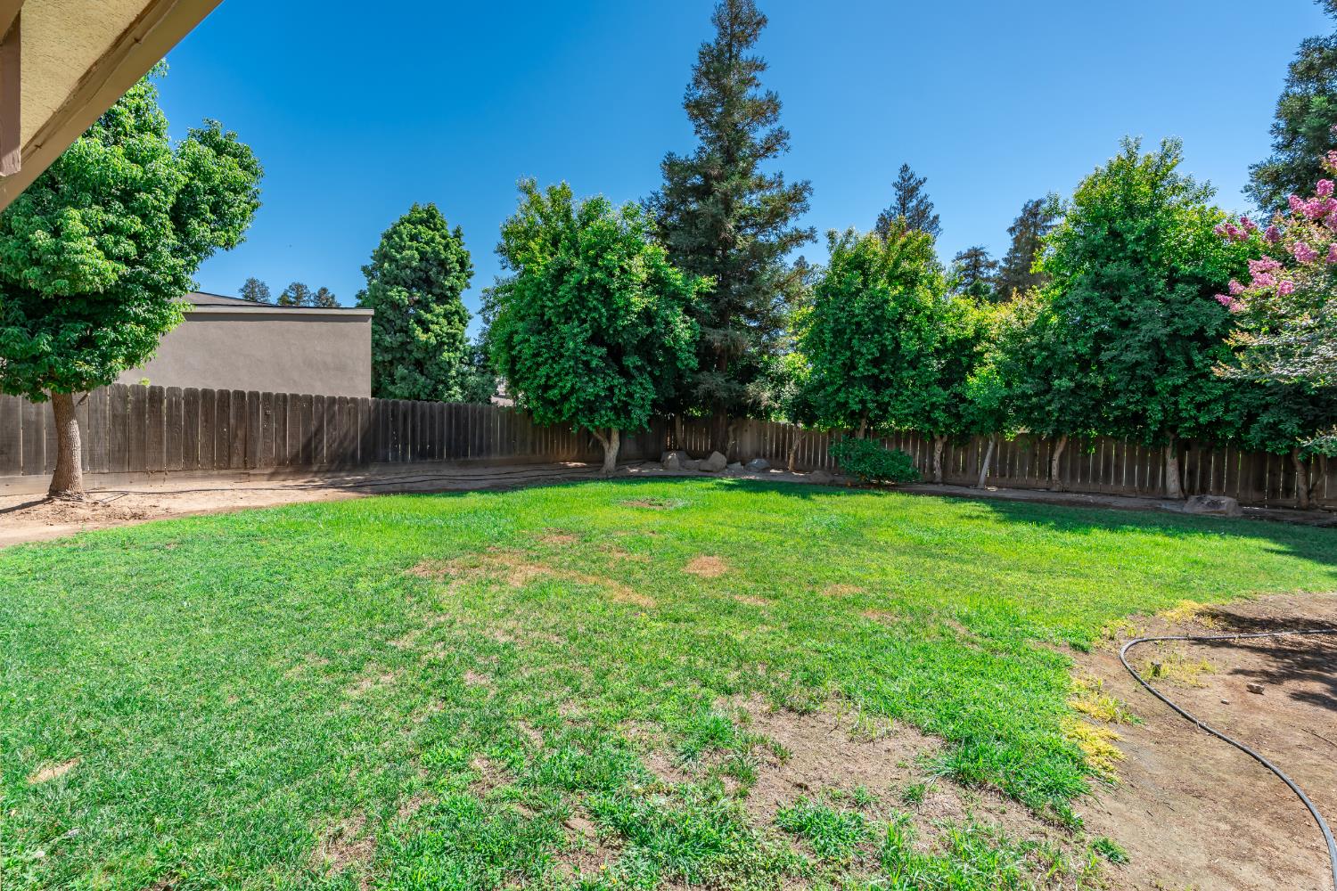 6542 N Rafael Ave, Fresno, CA 93711