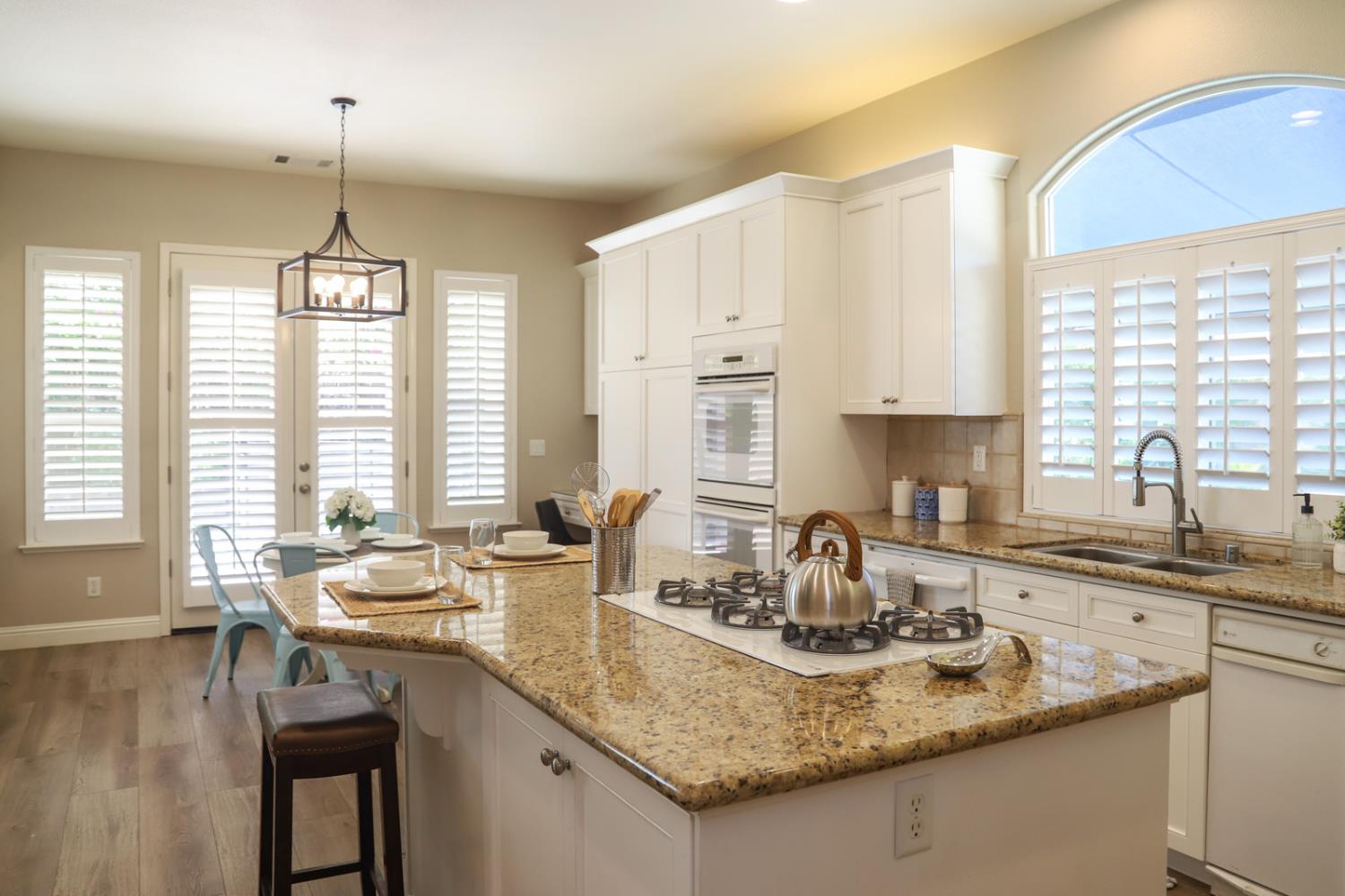 1813 N Ryan Ave, Clovis, CA 93619
