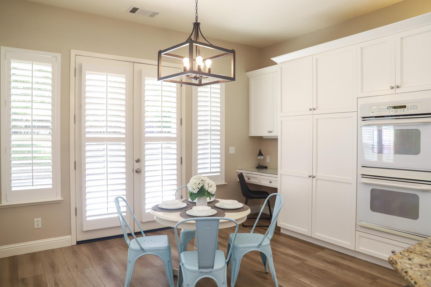 1813 N Ryan Ave, Clovis, CA 93619