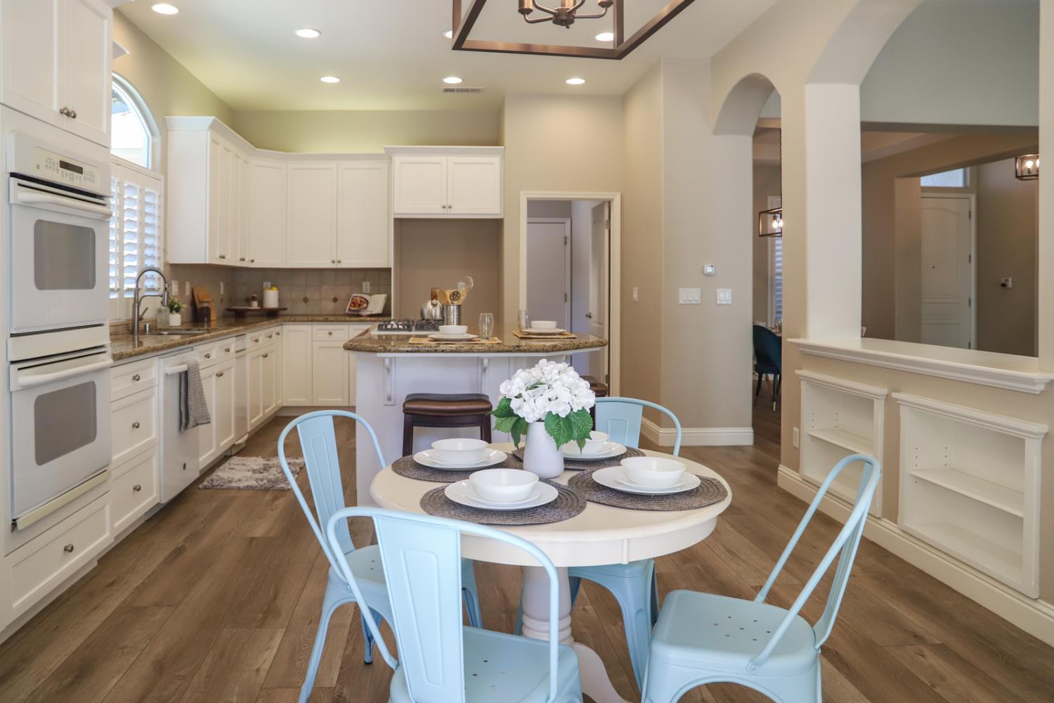 1813 N Ryan Ave, Clovis, CA 93619