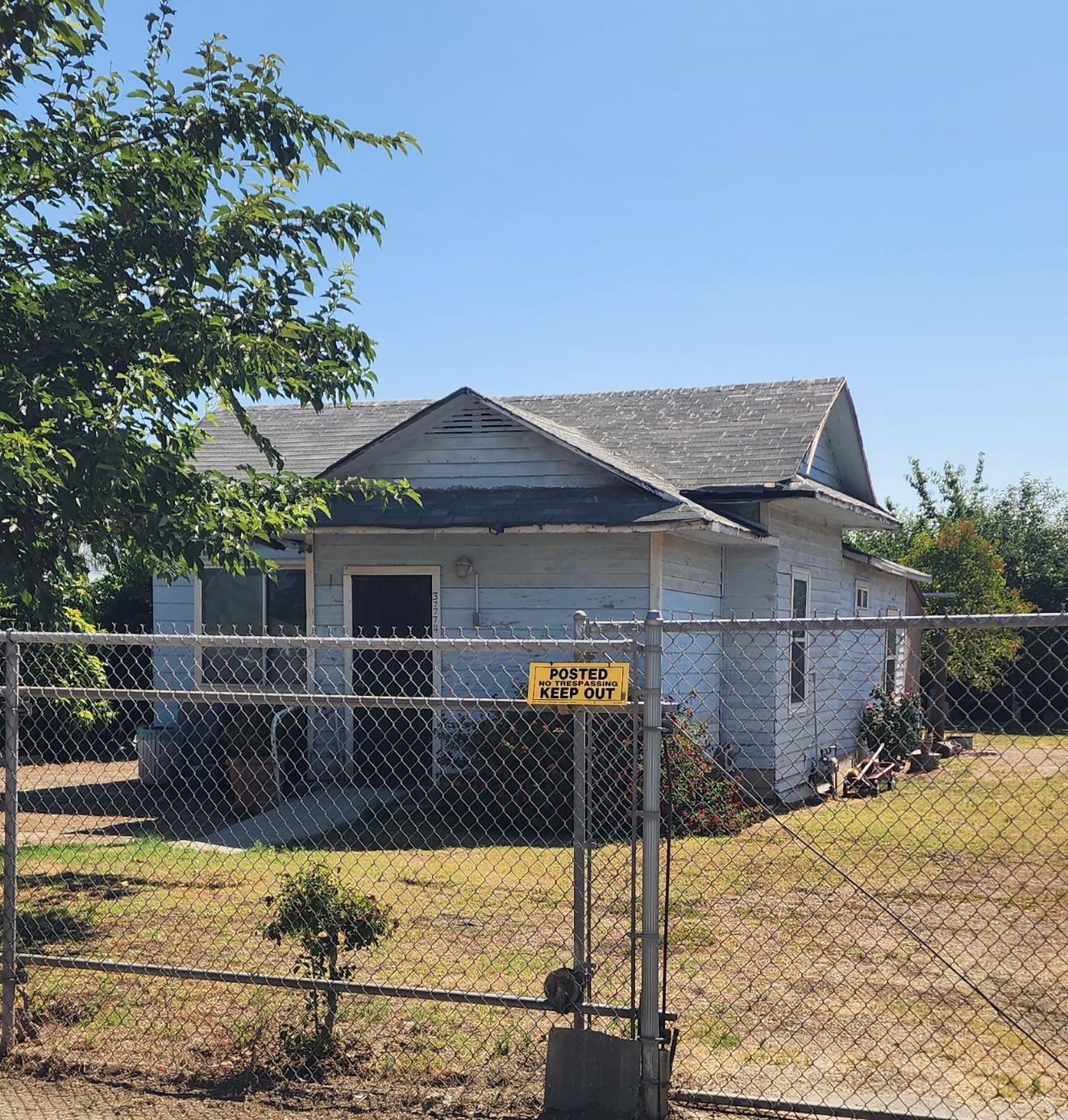 37774 Hunter Rd, Dinuba, CA 93618
