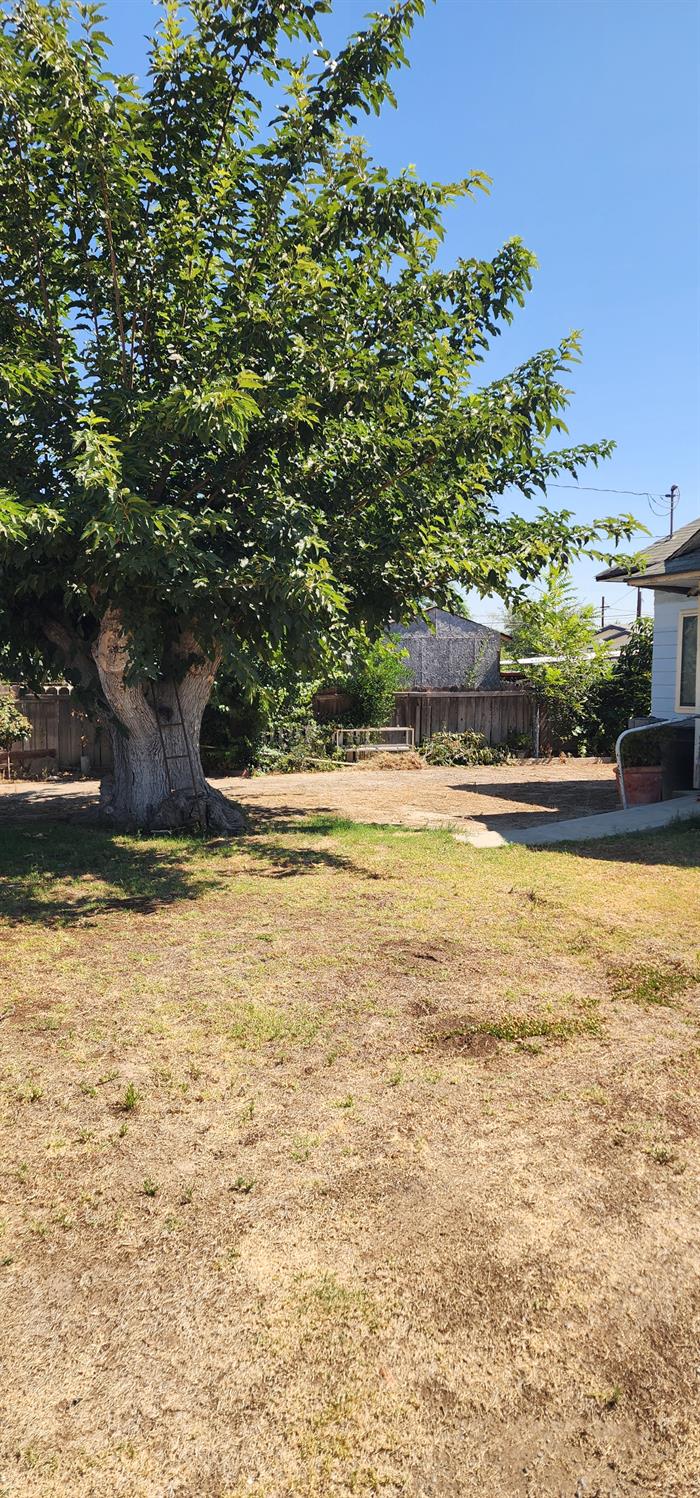37774 Hunter Rd, Dinuba, CA 93618