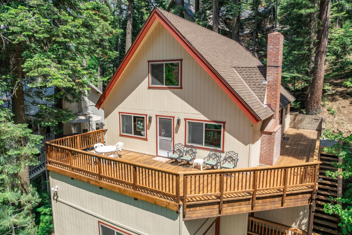 44249 Shaver Lake Rd, Shaver Lake, CA 93664