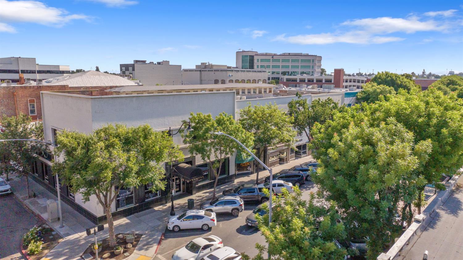 101 W Main St, Visalia, CA 93291