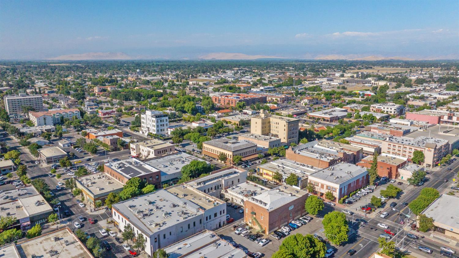 101 W Main St, Visalia, CA 93291