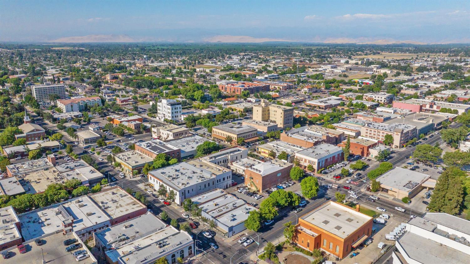 101 W Main St, Visalia, CA 93291