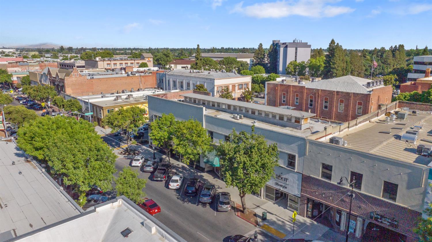 101 W Main St, Visalia, CA 93291
