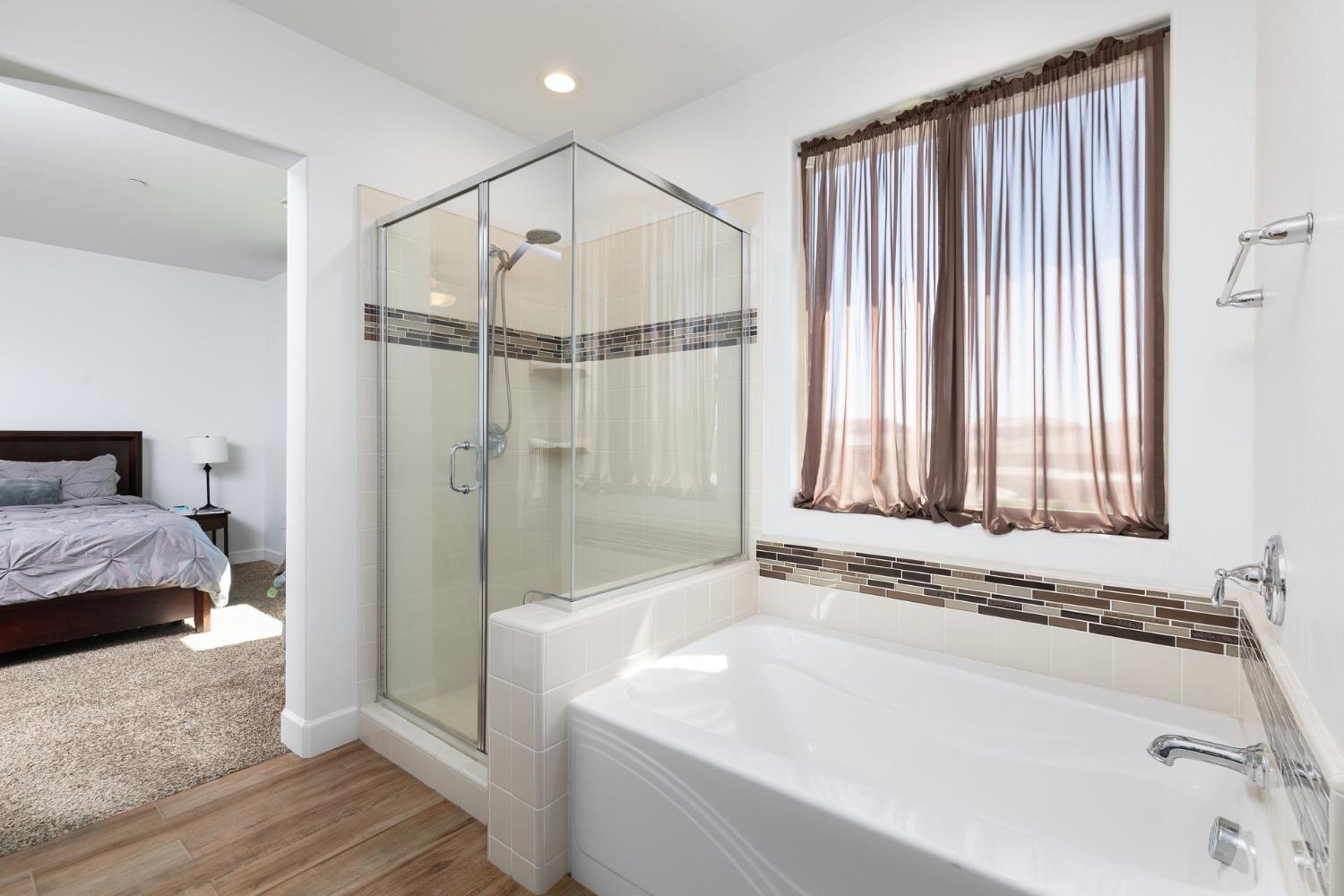 1140 Ridge Creek Estates Way, Dinuba, CA 93618