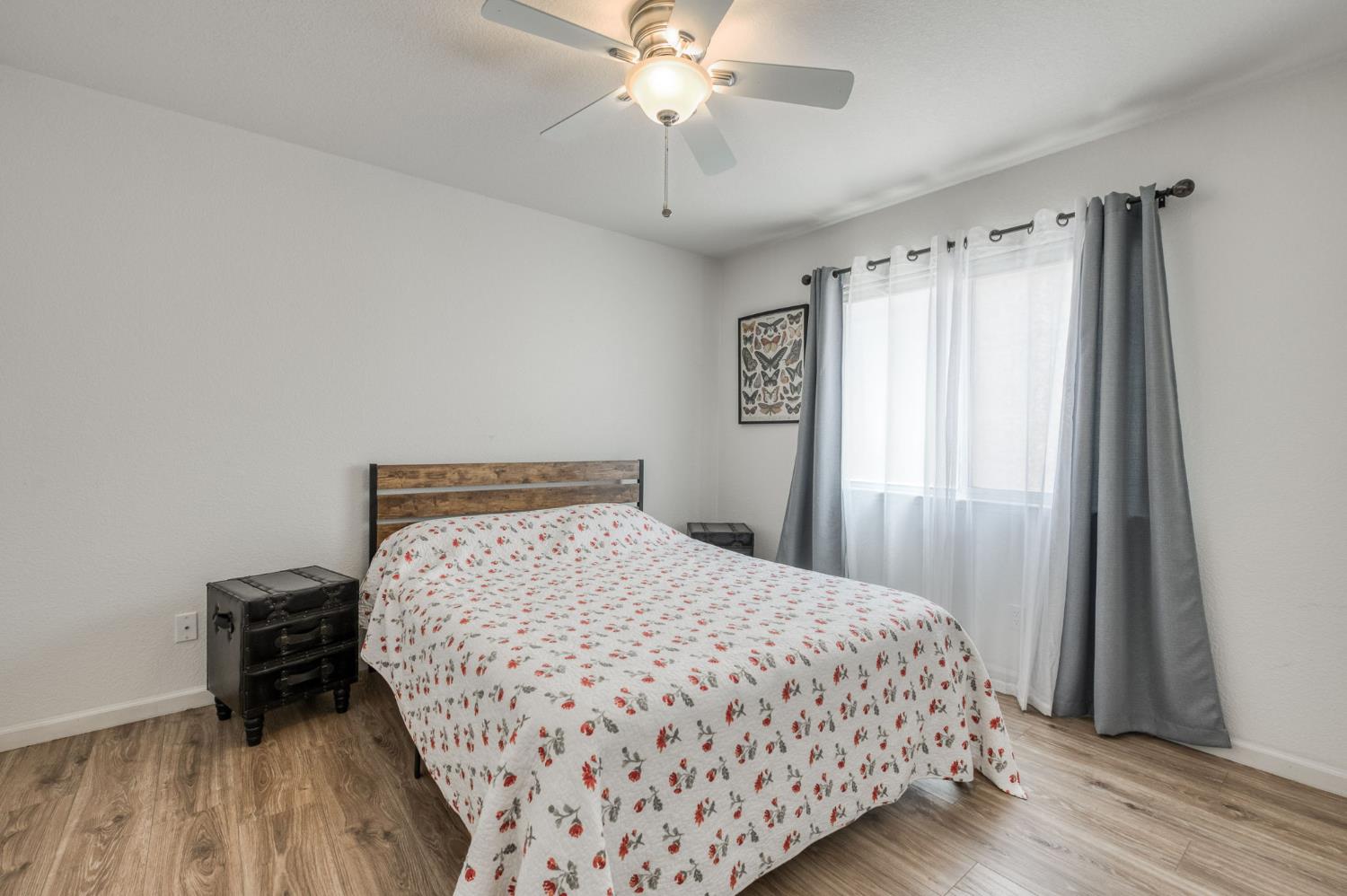 1671 E Granada Ave, Fresno, CA 93720