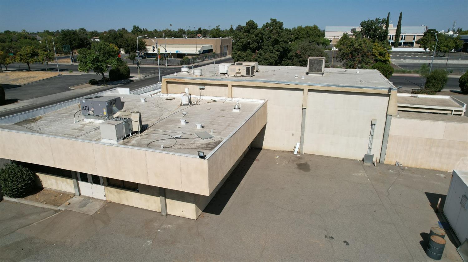 1414 Stanislaus St, Fresno, CA 93706