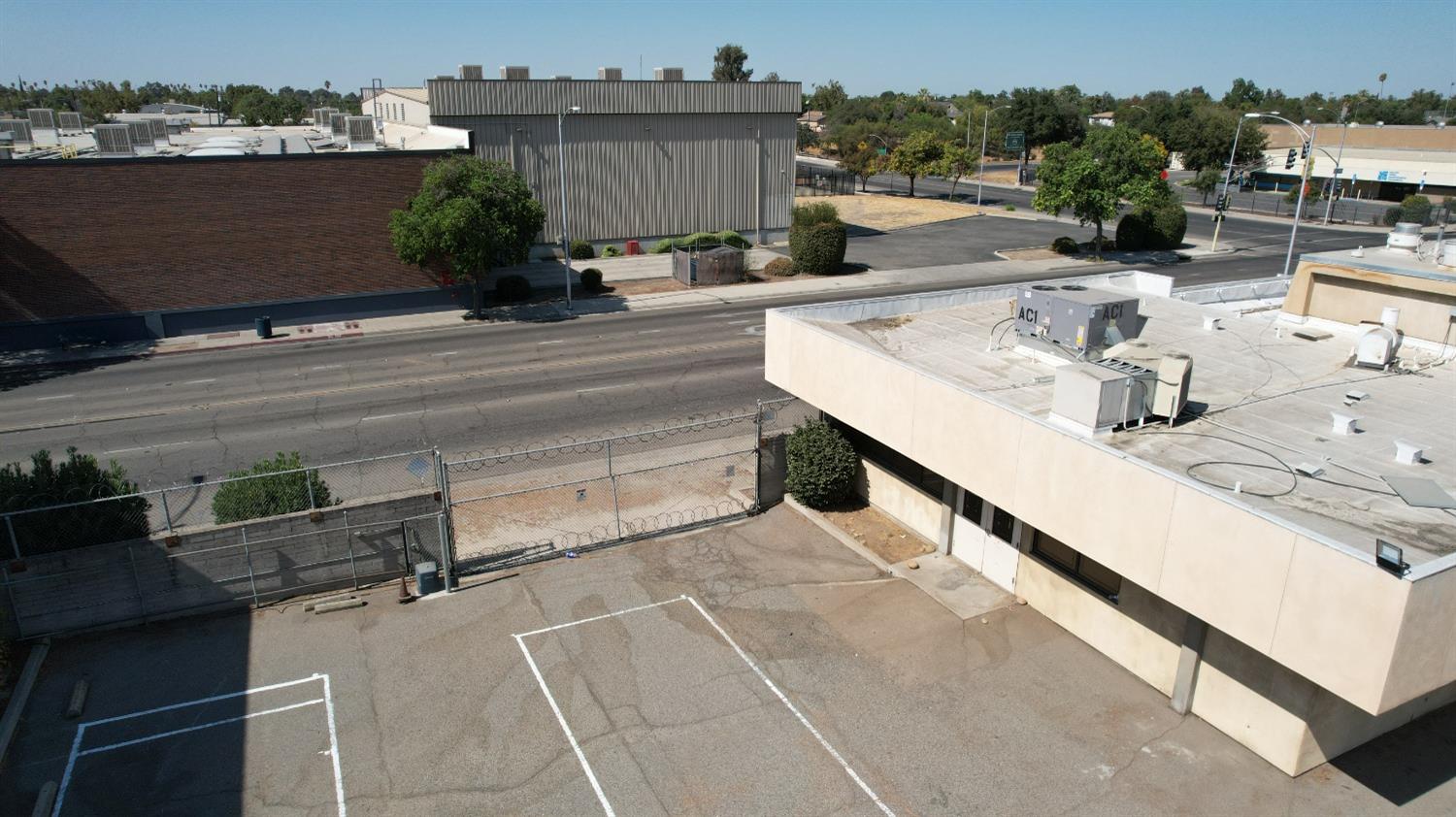 1414 Stanislaus St, Fresno, CA 93706