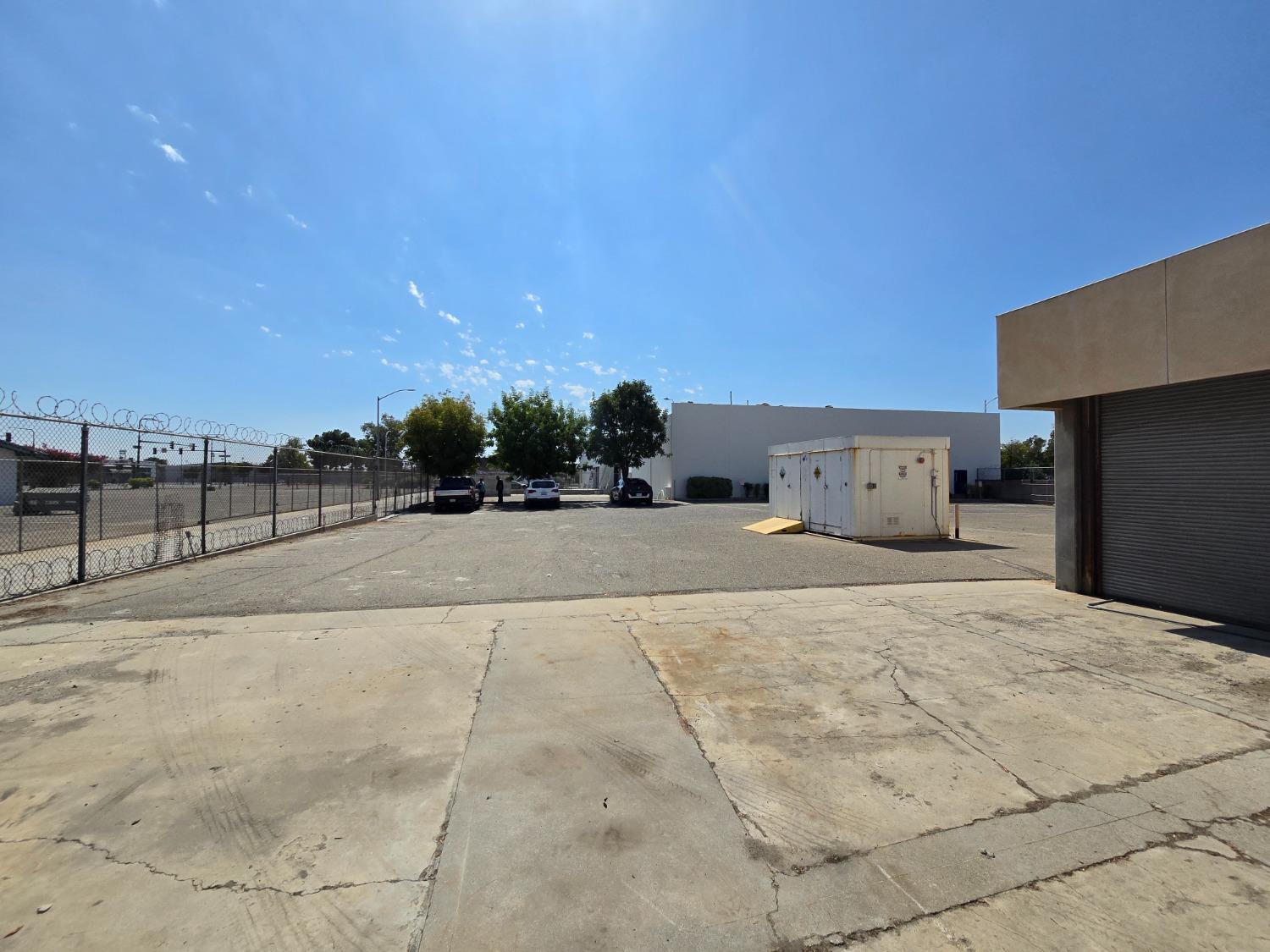 1414 Stanislaus St, Fresno, CA 93706